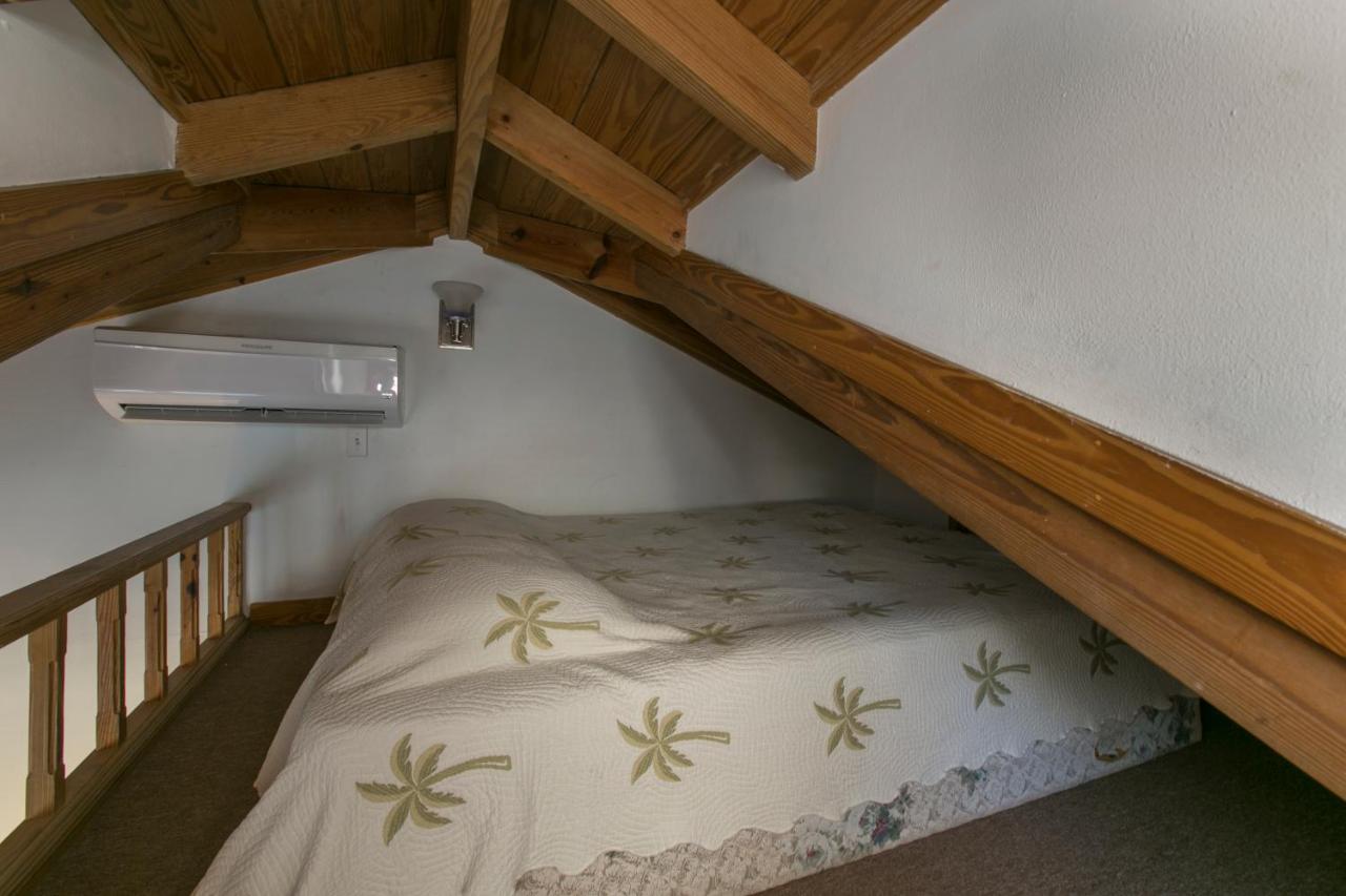 Coconut Coast Villas Contant  外观 照片